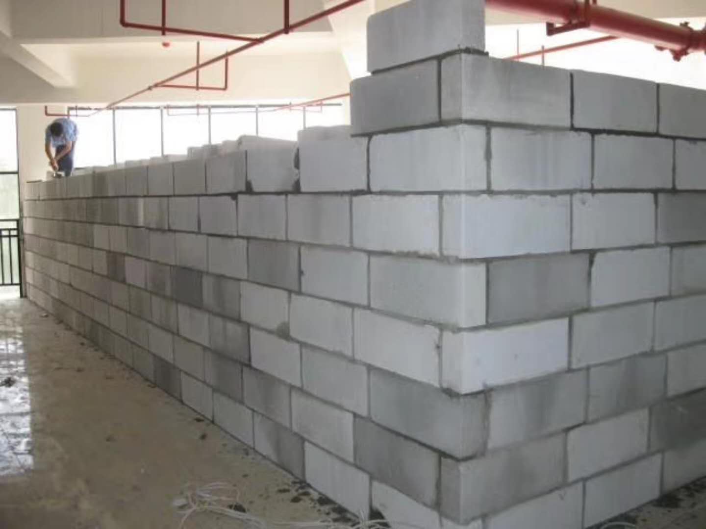 芙蓉蒸压加气混凝土砌块承重墙静力和抗震性能的研究